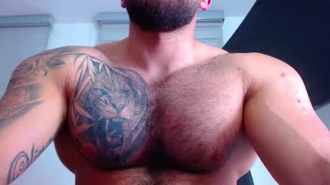 Snapshot of andrew_holden__ chatting on February 2025 02:25:01 AM andrew_holden__ online show from February 2025 02:25:01 AM