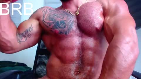 Snapshot of andrew_holden__ chatting on February 2025 02:12:01 AM andrew_holden__ online show from February 2025 02:12:01 AM