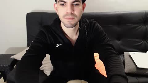 Snapshot of andrew_hot_999 chatting on December 2024 01:58:02 AM Andrew online show from December 2024 01:58:02 AM