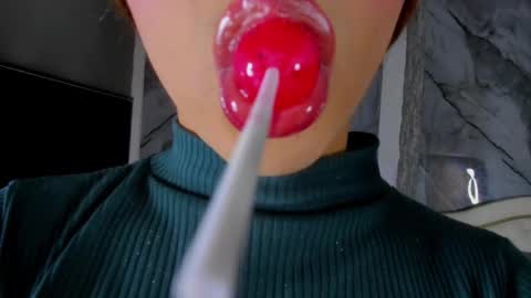 Andrew Taylor0 online show from September 2025 04:34:02 AM