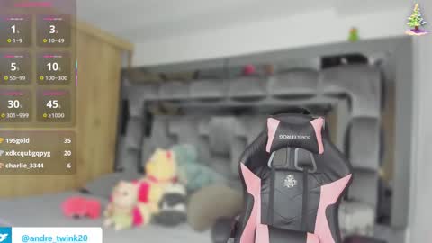 Andrew M. online show from November 2025 11:10:01 AM