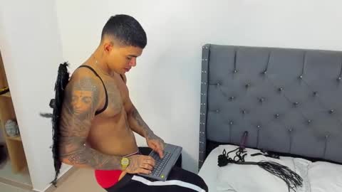 Snapshot of andrewadans02 chatting on October 2025 11:50:04 PM andrew online show from October 2025 11:50:04 PM