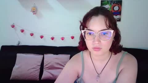 Snapshot of andrewanndcherry chatting on February 2025 01:12:02 AM Andrew and Cherry online show from February 2025 01:12:02 AM