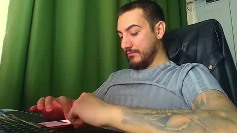 Snapshot of andrewbanner chatting on January 2026 06:41:02 AM MasterRomania online show from January 2026 06:41:02 AM