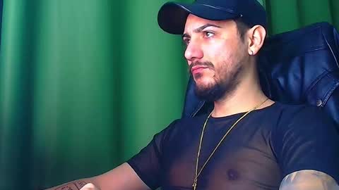 Snapshot of andrewbanner chatting on March 2026 06:30:01 AM MasterRomania online show from March 2026 06:30:01 AM