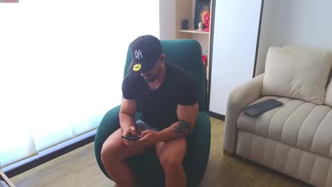 Andrew online show from January 2025 02:19:02 PM