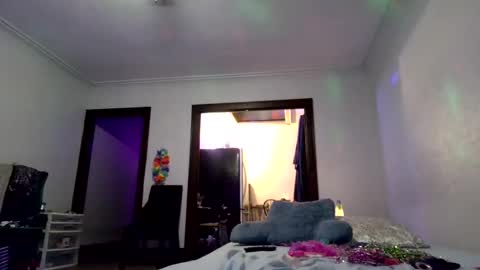 andrewgennie online show from November 2025 05:20:01 AM