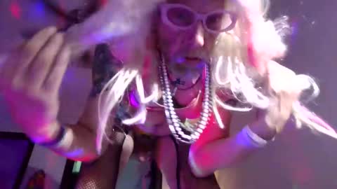 andrewgennie online show from December 2025 07:39:01 AM