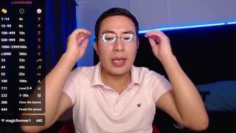 andrewmhilton_ online show from February 2025 03:04:01 AM