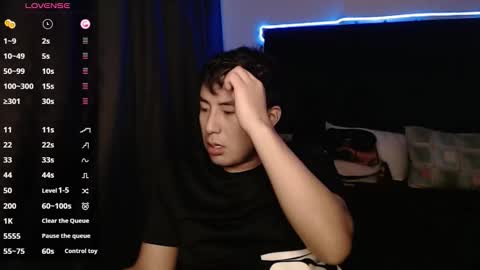 andrewmhilton_ online show from September 2025 06:26:02 AM