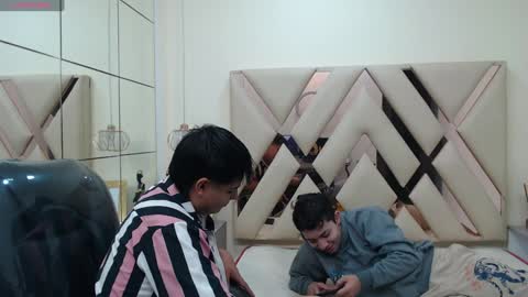 Snapshot of andrewsmile_ chatting on January 2025 12:13:01 PM ANDREW online show from January 2025 12:13:01 PM