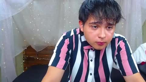 Snapshot of andrewsmile_ chatting on March 2025 06:32:01 PM ANDREW online show from March 2025 06:32:01 PM