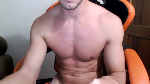 Snapshot of andrewyy34 chatting on October 2025 09:25:02 PM Andrea online show from October 2025 09:25:02 PM