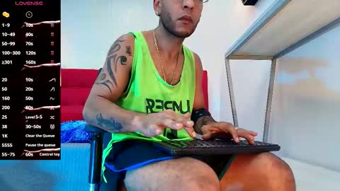   online show from October 2025 07:59:01 PM