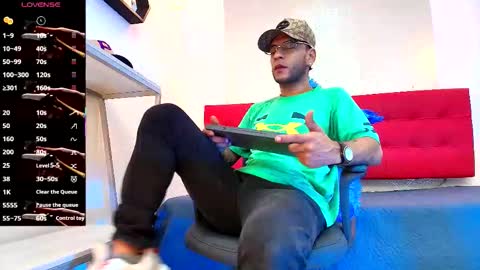   online show from October 2025 09:59:02 PM