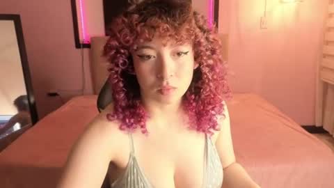 androm3da_ online show from June 2026 07:27:02 PM