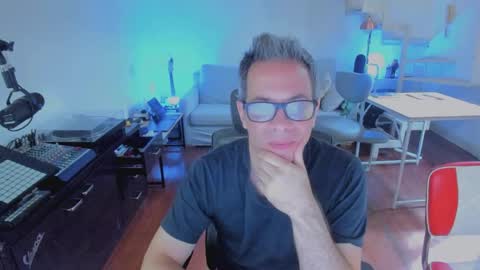 Snapshot of andy0pandi chatting on March 2026 01:46:02 PM Andrew online show from March 2026 01:46:02 PM