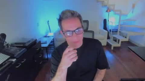 Andrew online show from July 2026 12:53:02 AM