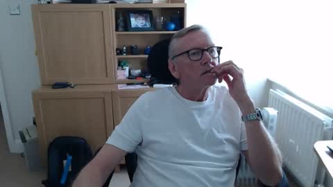 andy1234518 online show from April 2026 10:08:02 AM