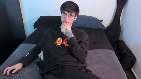 Snapshot of andy_bankai chatting on February 2026 04:40:02 AM twx Andy twink3 online show from February 2026 04:40:02 AM