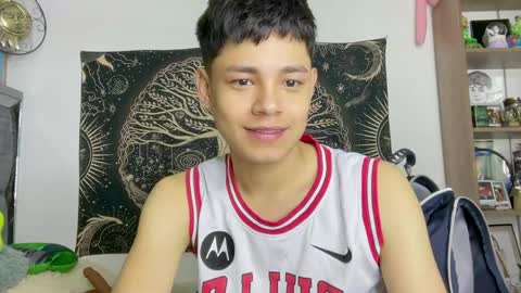 Andy online show from May 2026 02:13:02 PM
