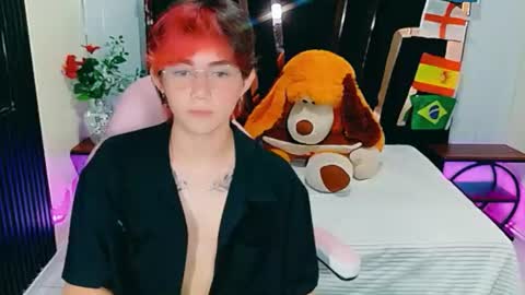 Snapshot of andy_collin5 chatting on July 2026 12:23:01 PM andy_collin5 online show from July 2026 12:23:01 PM