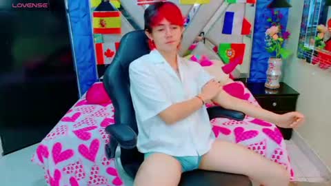 Snapshot of andy_collin5 chatting on July 2026 11:36:02 AM andy_collin5 online show from July 2026 11:36:02 AM