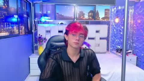 Snapshot of andy_collin5 chatting on July 2026 12:25:02 PM andy_collin5 online show from July 2026 12:25:02 PM