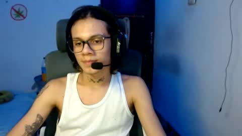 andy_dan1 online show from July 2026 07:21:01 PM