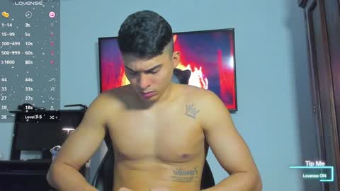 Snapshot of andy_walker_ chatting on January 2025 04:31:02 PM Andres online show from January 2025 04:31:02 PM