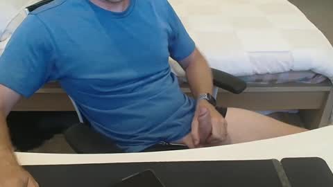 andy_xx79 online show from January 2025 06:22:01 AM