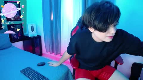 Snapshot of andyboy_19 chatting on March 2025 09:59:01 PM andy online show from March 2025 09:59:01 PM