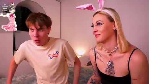 Mandy and Andy online show from October 2025 07:03:02 PM