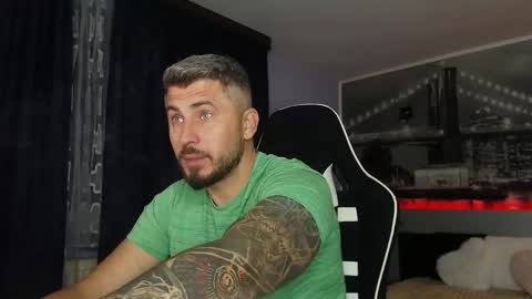 Snapshot of andysoul340 chatting on November 2025 11:15:01 PM Magic Andy online show from November 2025 11:15:01 PM