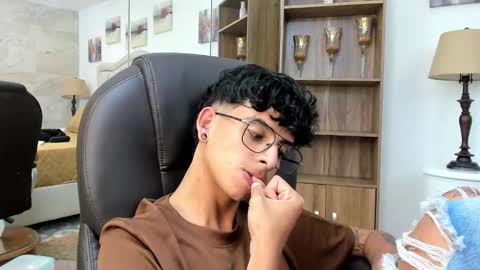 Snapshot of andyxibrat chatting on March 2026 06:26:02 PM andyxibrat online show from March 2026 06:26:02 PM