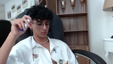 Snapshot of andyxibrat chatting on March 2026 07:31:01 PM andyxibrat online show from March 2026 07:31:01 PM