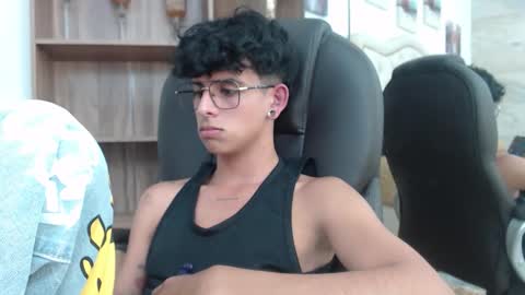 Snapshot of andyxibrat chatting on March 2026 08:26:01 PM andyxibrat online show from March 2026 08:26:01 PM