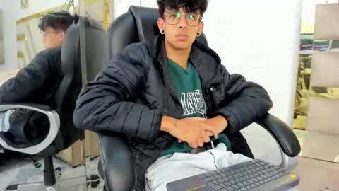 Snapshot of andyxibrat chatting on March 2026 05:30:01 PM andyxibrat online show from March 2026 05:30:01 PM