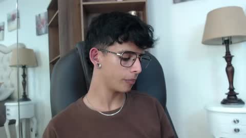 Snapshot of andyxibrat chatting on April 2026 06:57:01 PM andyxibrat online show from April 2026 06:57:01 PM