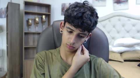 Snapshot of andyxibrat chatting on May 2026 06:57:01 PM andyxibrat online show from May 2026 06:57:01 PM