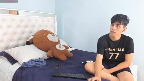 Andy online show from October 2025 10:32:02 PM