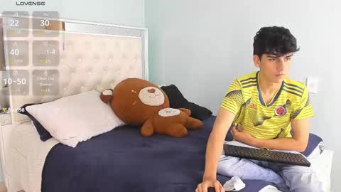 Andy online show from November 2025 06:31:02 PM