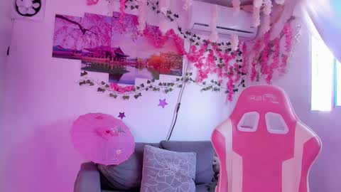          online show from March 2025 12:39:02 PM