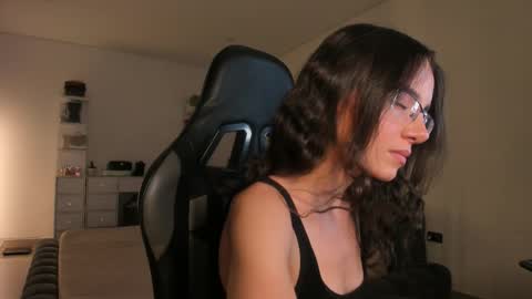      online show from February 2026 03:48:02 AM