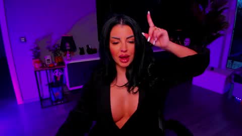 Anne online show from April 2026 04:54:01 PM