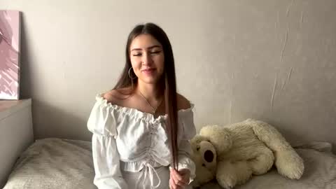 Anfisajess online show from April 2026 11:27:02 AM