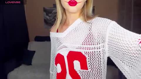 Snapshot of anfisalorns chatting on November 2025 05:24:01 PM Anfisa online show from November 2025 05:24:01 PM