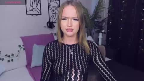 Anfisa online show from July 2026 03:32:01 PM