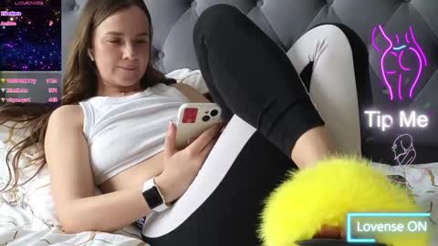 Snapshot of ange1ok chatting on March 2025 08:48:01 AM ange1ok online show from March 2025 08:48:01 AM