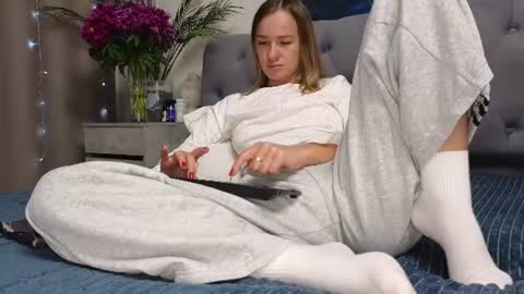 ange1ok online show from June 2026 02:47:02 PM